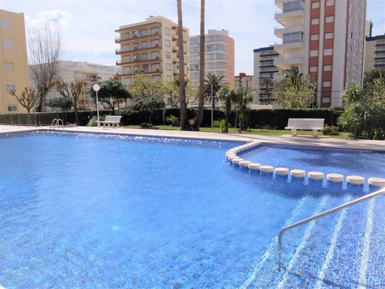 Holiday apartment with pool, garden & patio | Next to the beach | Pets allowed — photo 3