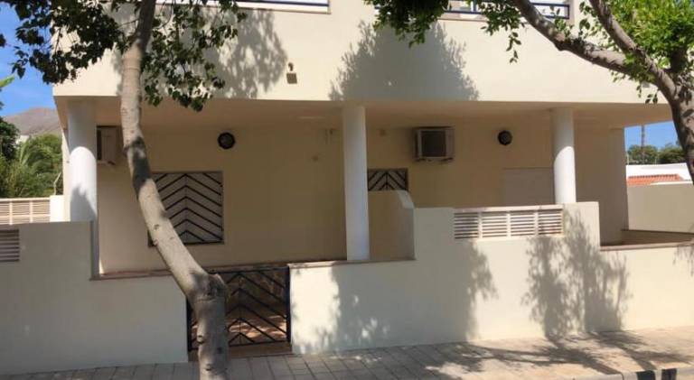 Holiday apartment with patio — photo 4