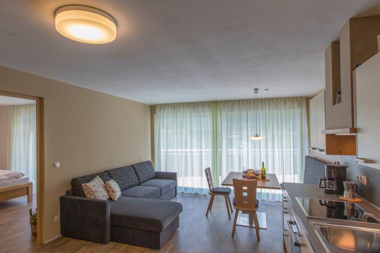 Child-friendly pleasant holiday apartment with yard & fast internet | Garden view | Close to the ski | Dogs allowed — photo 2