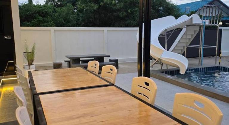 Villa with private pool & patio — photo 4