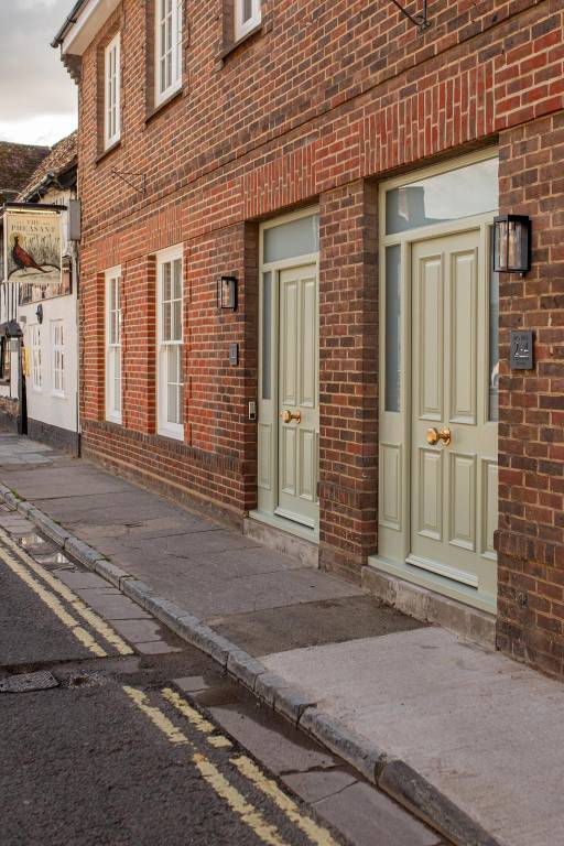 Serviced apartment Salisbury