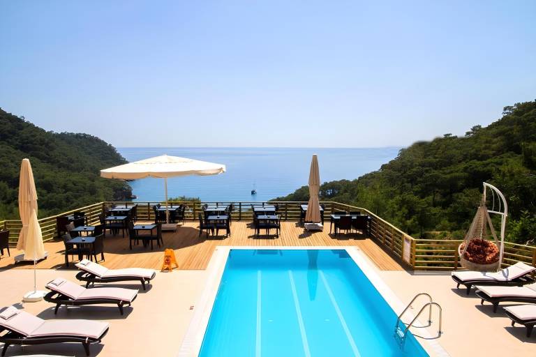 Bungalow with pool in Fethiye