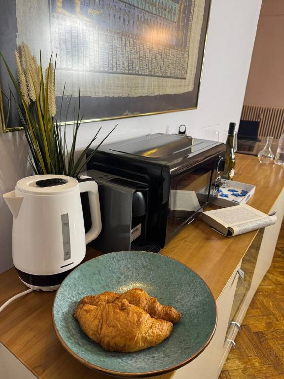 Lovely holiday apartment | Next to Stavropoleos Monastery | Good for workation | Pets are welcome — photo 5