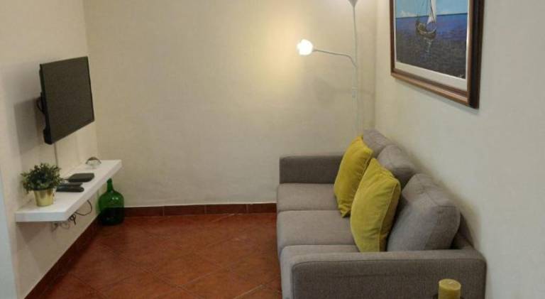 Rental apartment with 2 rooms for 4 persons — photo 2