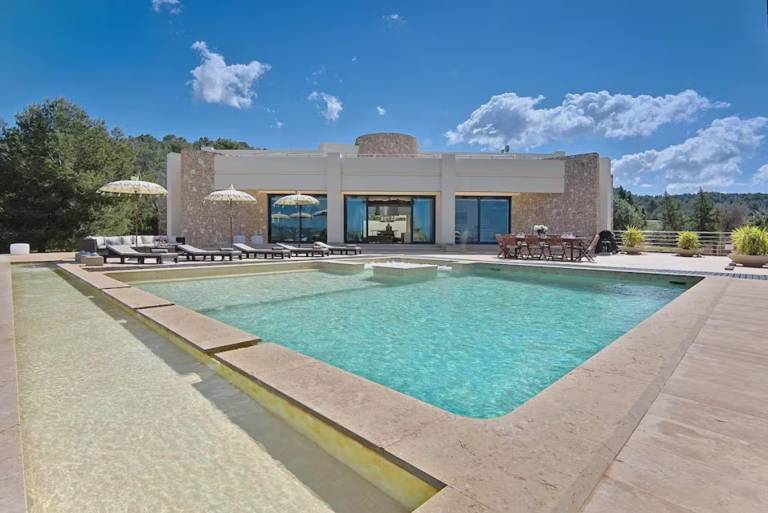 Villa San José