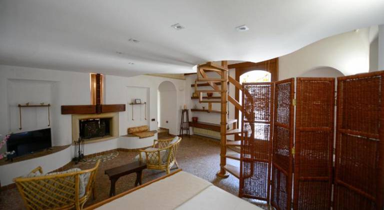 Vacation home with 1 room for 5 persons in Matera