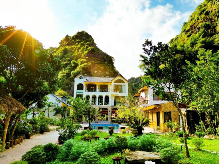 TRANG AN LUXURY HOMESTAY in Hoa Lu