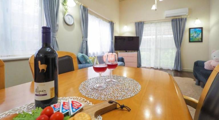 Vacation home with grill | Pets allowed — photo 4