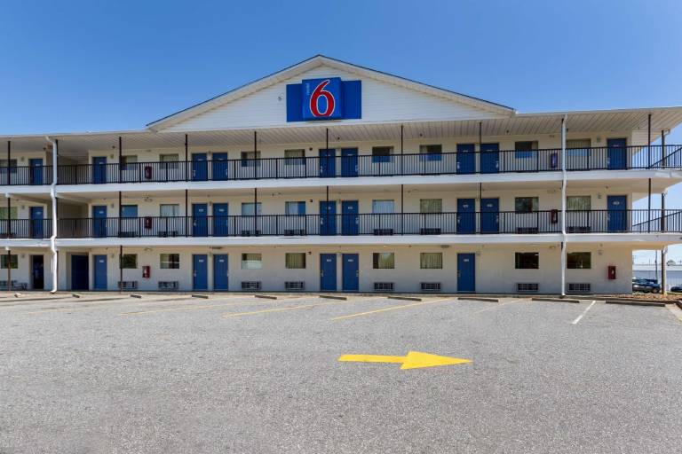 Motel 6 Greenville SC