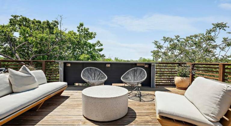 Rooftop Deck, DT City Views, Modern Eastside Oasis — photo 2