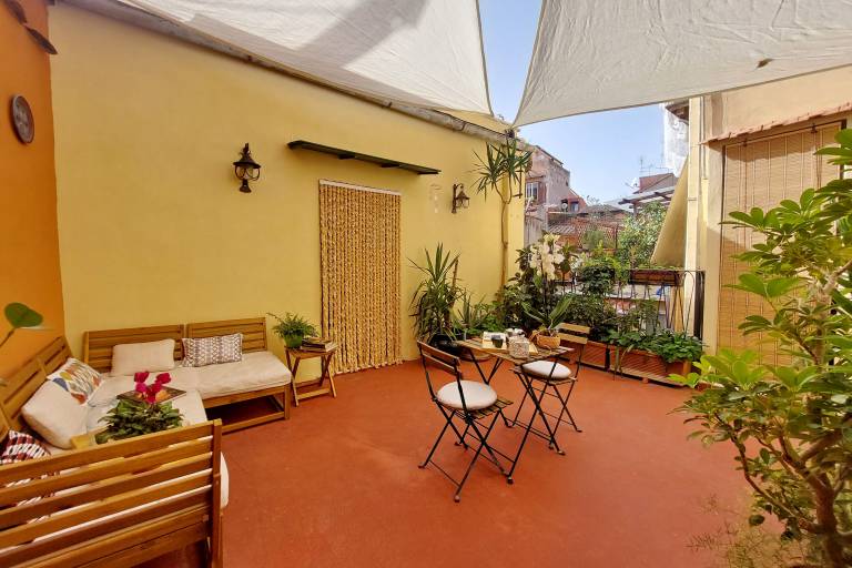 Campo dei Fiori con terrazzo