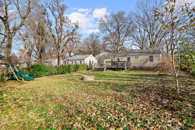 House  Cedar Crest