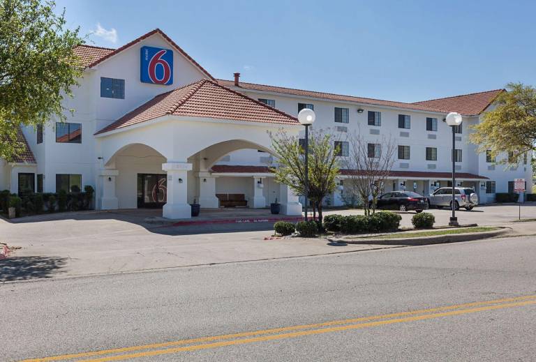 Motel 6 Bedford, TX - Fort Worth in Bedford, TX