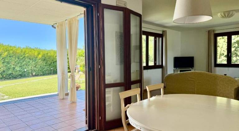 Villa with 2 rooms for 4 persons — photo 5