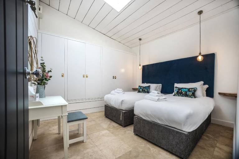 Bungalow with 2 rooms for 6 persons — photo 4
