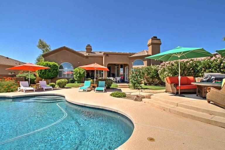 Luxe Scottsdale Home w Pool & Mountain Views