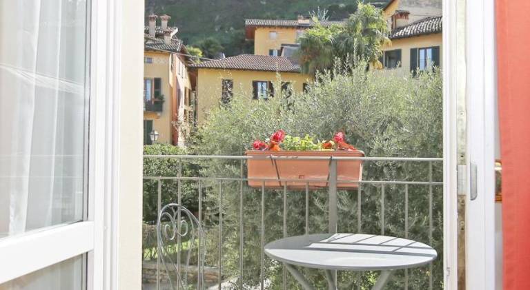 Serviced apartment with yard & patio | Good for workation | Pets allowed — photo 5