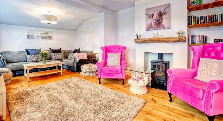 Norfolk Luxe Beach House Sleeps 8 Dog friendly — photo 3