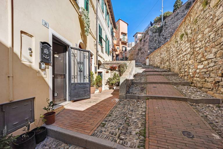 Holiday Home 'Domus Regina Elena' with City View, Wi-Fi & Air Conditioning in Sanremo