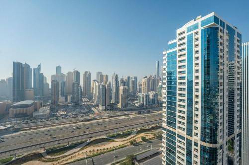Apartment Emirates Hills