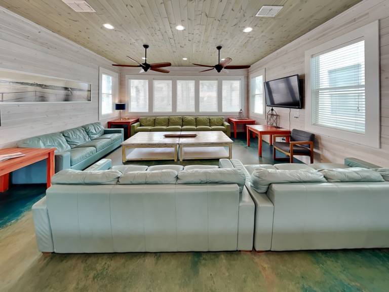 AVG6222-Beach Club 2 — photo 3