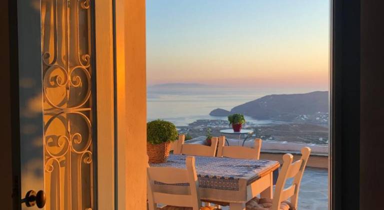 Villa with 2 rooms for 4 persons — photo 4