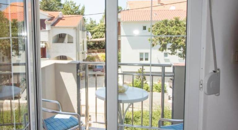 Lovely apartment with garden, patio & barbeque | Next to the beach | Pets allowed — photo 5