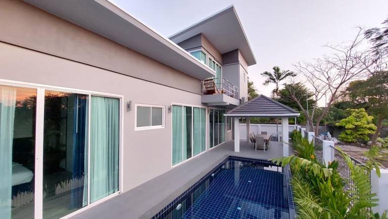 240 m² Villa
