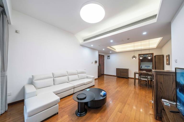 Bed and breakfast  Changning