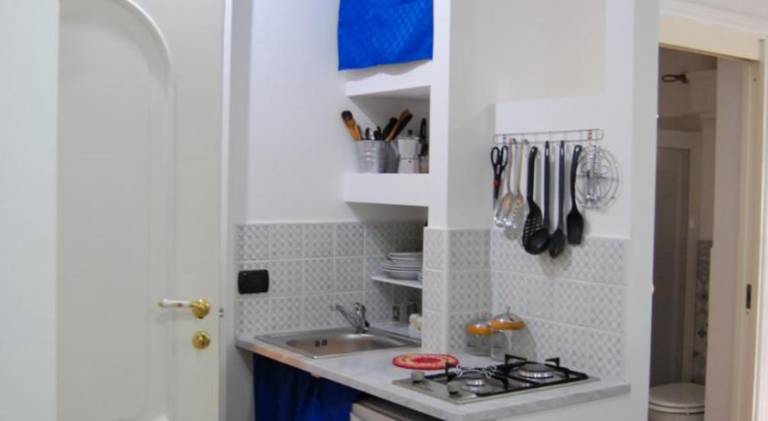 Apartment with 1 room for 3 persons — photo 4