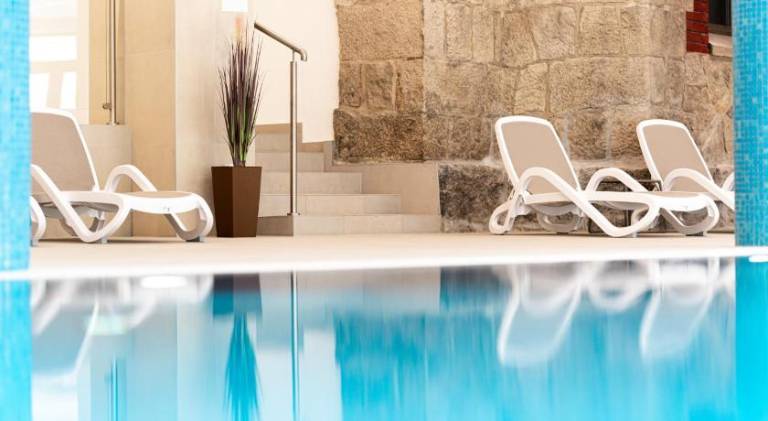 Rental apartment with jacuzzi, pool & sauna in Szklarska Poreba