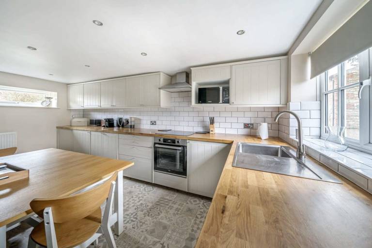 Child-friendly lovely house | Pets allowed — photo 4