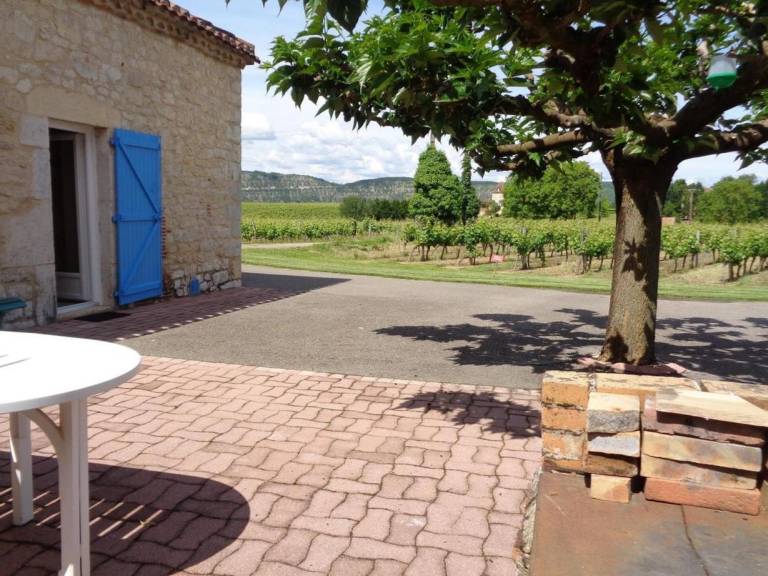 Wonderful gite with BBQ, terrace & garden | Pet-friendly — photo 2
