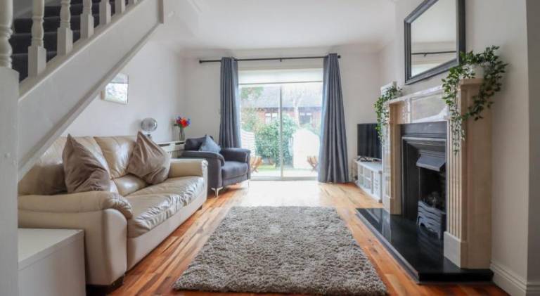 GuestReady Coastal Charm near Sandymount Beach