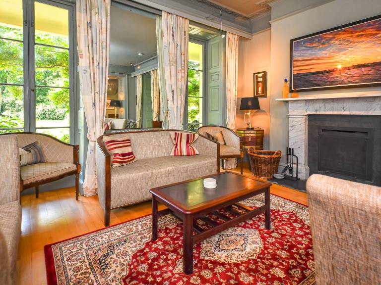Cottage with yard | River view — photo 5
