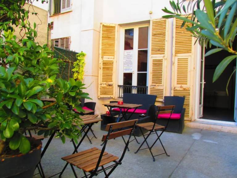 Hostel  Jean-Médecin