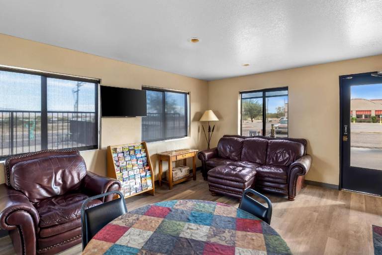 Rodeway Inn Copper Stay Benson AZ I-10 Exit 304 — photo 3