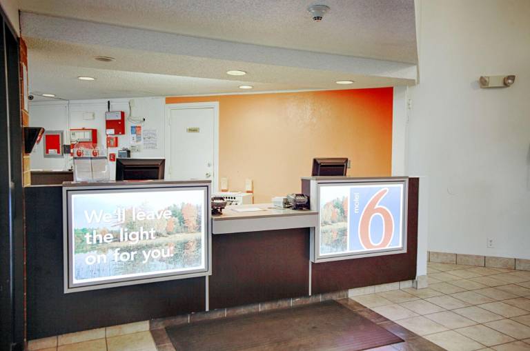 Motel 6 Albany, NY — photo 4