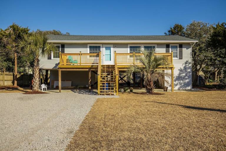House Emerald Isle