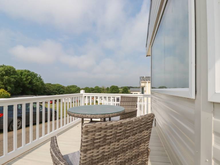 Cottage with garden | Beach view — photo 2
