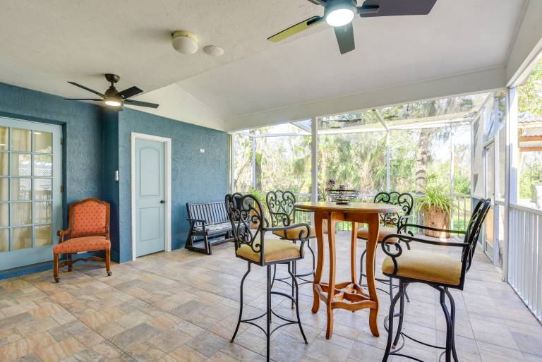 Outdoor Kitchen & Gaming Garage: Bradenton Retreat in Bradenton, FL