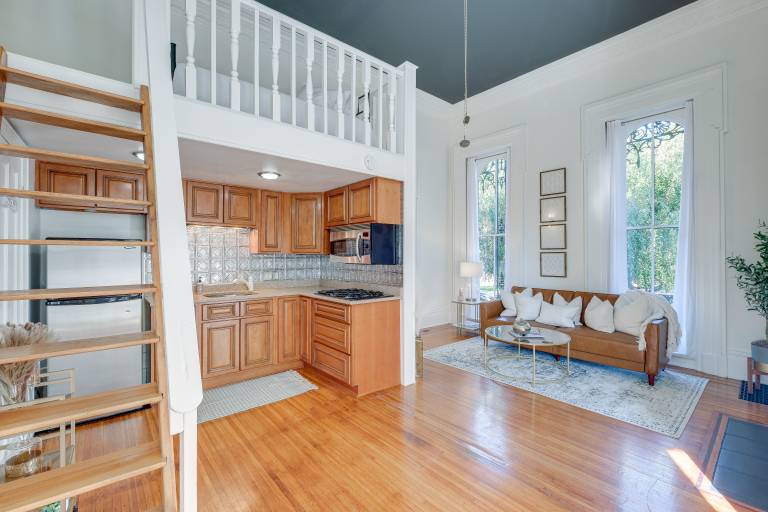 Apartment New Albany