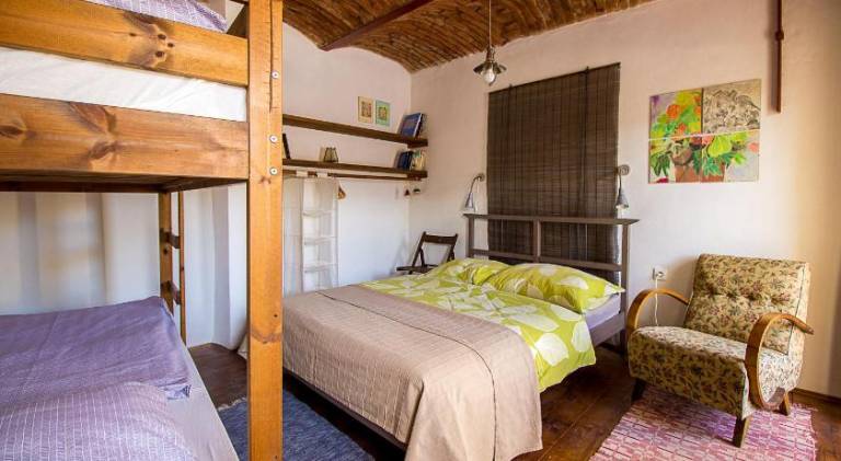 Holiday apartment with patio, grill & yard | Suitable for remote work — photo 2