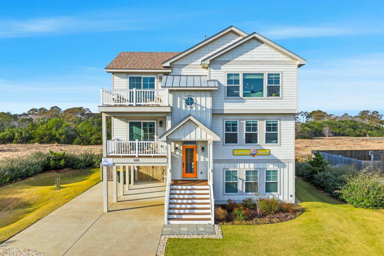 Summer Moon 1,615 ft to the beach Private Pool, Hot Tub, and Dog Friendly in Outer Banks, NC
