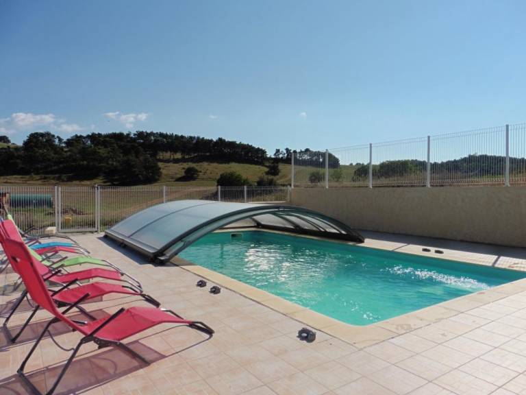 Gite with terrace, pool & yard | Pets are welcome — photo 4