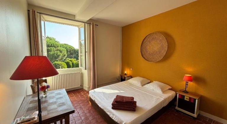 House with BBQ, patio & garden in Bressuire