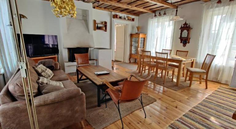 Holiday apartment with 4 rooms for 12 persons — photo 2