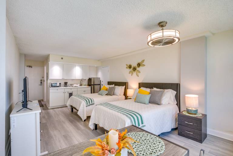 Partial Ocean Views Daytona Beach Studio