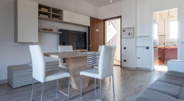 Rental apartment with 2 rooms for 6 persons — photo 3