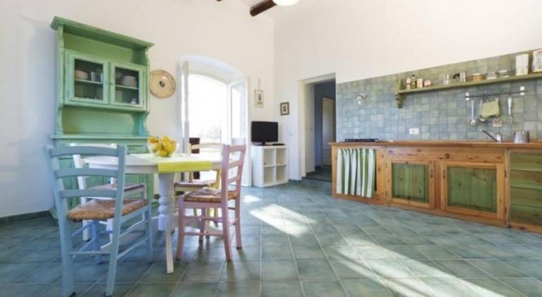 Pleasant vacation home with terrace & yard | Pet-friendly — photo 3